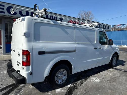 2016 Nissan NV Cargo NV2500 HD SV V6
