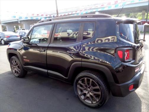2016 Jeep Renegade 4WD 4dr 75th Anniversary