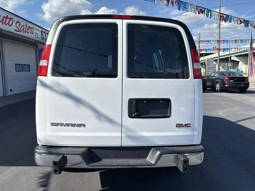White 2025 GMC Savana 2500 Work Van