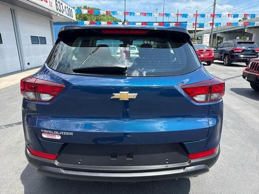 Blue 2021 Chevrolet Trailblazer LS