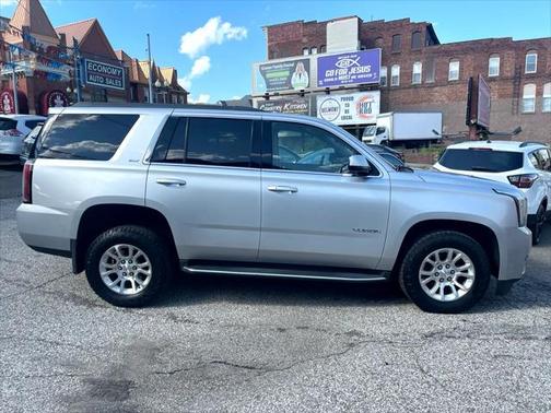 2017 GMC Yukon SLT