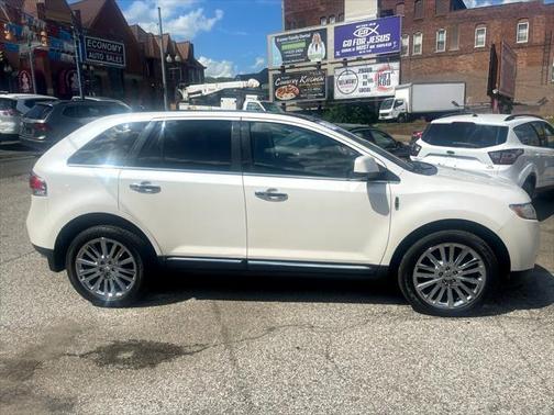 2011 Lincoln MKX Base