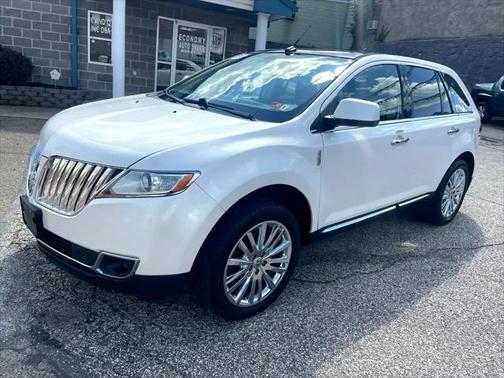 2011 Lincoln MKX Base