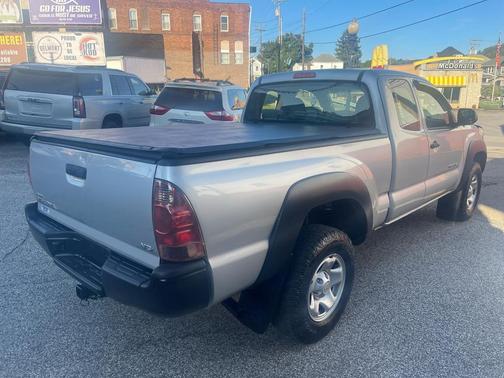 2013 Toyota Tacoma Base