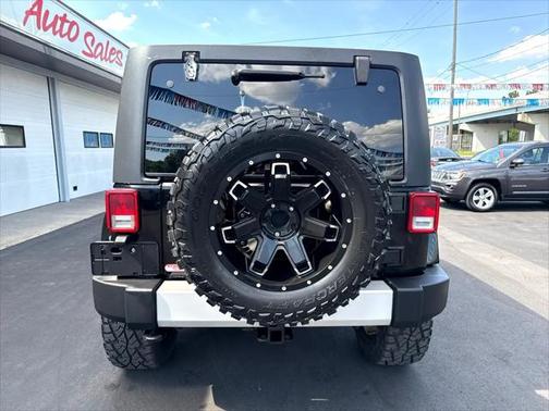 2013 Jeep Wrangler Unlimited Sahara