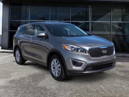 2017 Kia Sorento L