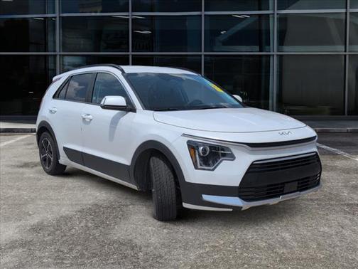 2023 Kia Niro EX