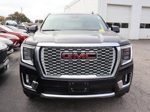 Titanium 2023 GMC Yukon Denali