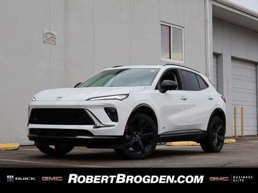 Summit White 2025 Buick Envision Sport Touring SUV