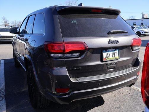 2020 Jeep Grand Cherokee Laredo