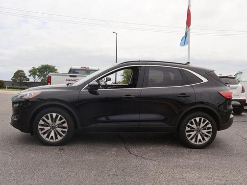 Black Metallic 2022 Ford Escape Titanium