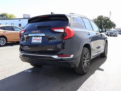 2022 GMC Terrain Denali
