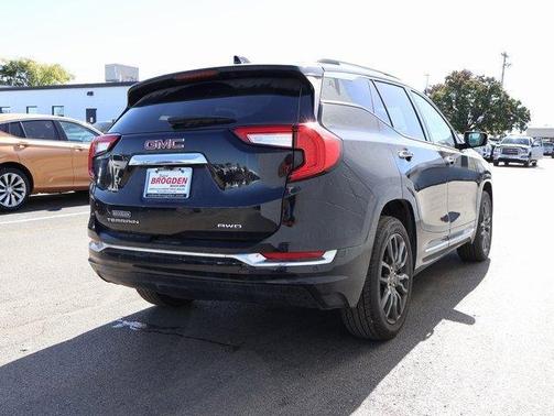 2022 GMC Terrain Denali