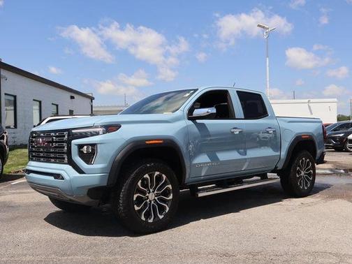 Glacier Metallic 2025 GMC Canyon Denali