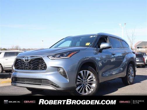 2024 Toyota Highlander Platinum