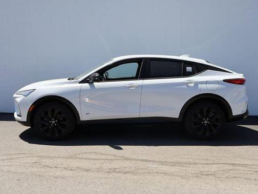 Summit White 2026 Buick Envista Sport Touring