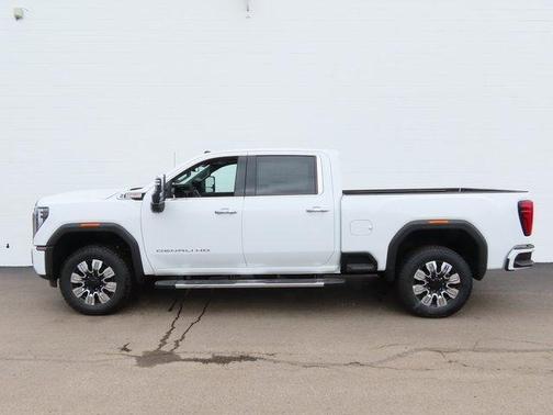 2025 GMC Sierra 2500 Denali