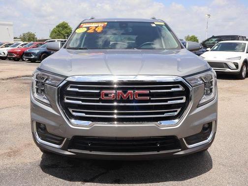 Sterling 2024 GMC Terrain SLT