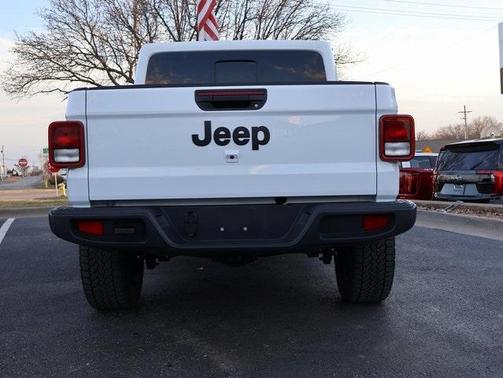 2025 Jeep Gladiator Sport