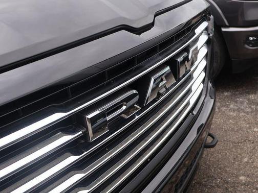 Diamond Black 2025 RAM 1500 Laramie