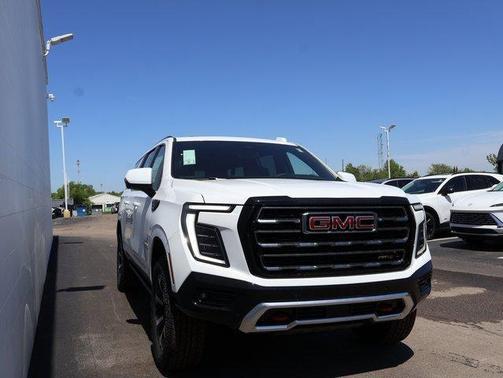 2025 GMC Yukon XL AT4