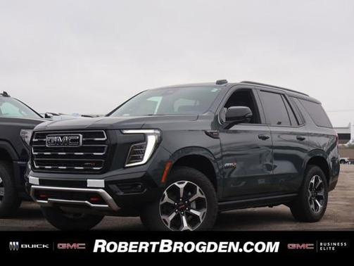 Midnight Pine 2026 GMC Yukon AT4