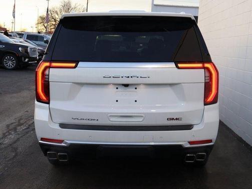 2025 GMC Yukon XL Denali
