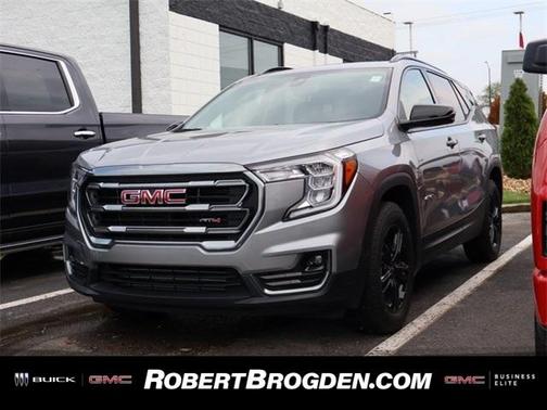 2024 GMC Terrain AT4