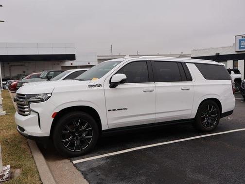 2021 Chevrolet Suburban High Country