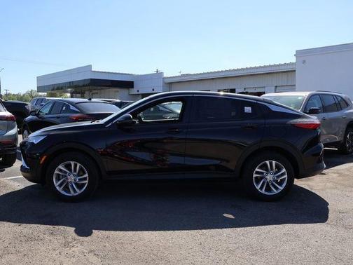 Ebony Twilight Metallic 2026 Buick Envista Preferred