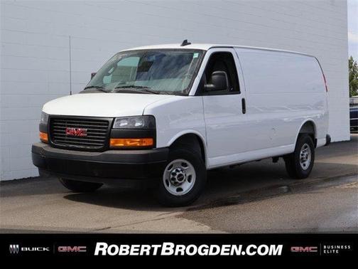 2025 GMC Savana 2500 Work Van