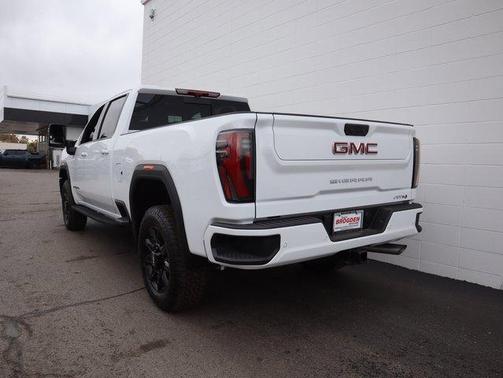2026 GMC Sierra 2500 AT4