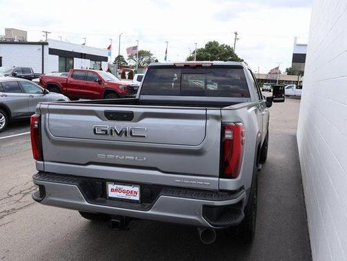 2025 GMC Sierra 2500 Denali Ultimate