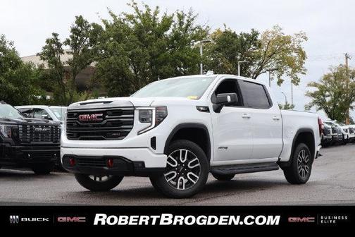 Summit White 2024 GMC Sierra 1500 AT4
