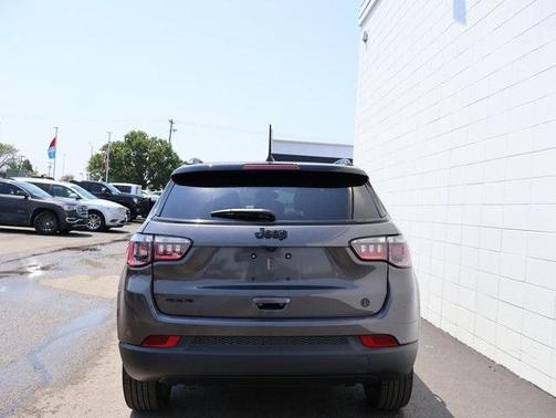2023 Jeep Compass Altitude