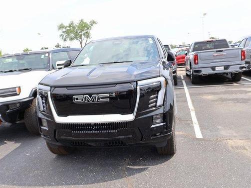 2025 GMC Sierra EV Denali