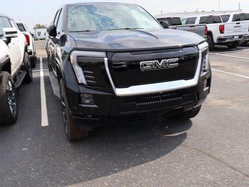2025 GMC Sierra EV Denali
