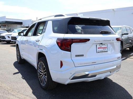 Glacier White 2026 GMC Terrain Denali