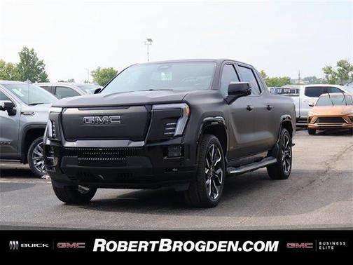 2025 GMC Sierra EV Denali