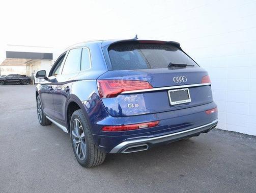 2024 Audi Q5 45 S line quattro Premium