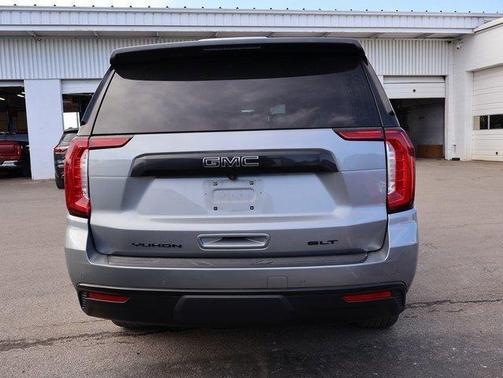 2024 GMC Yukon SLT