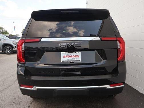 Onyx Black 2026 GMC Yukon Elevation