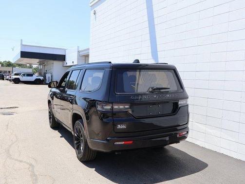 2024 Jeep Grand Wagoneer Series III