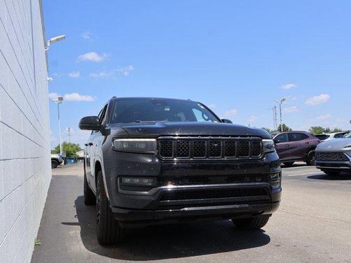 2024 Jeep Grand Wagoneer Series III