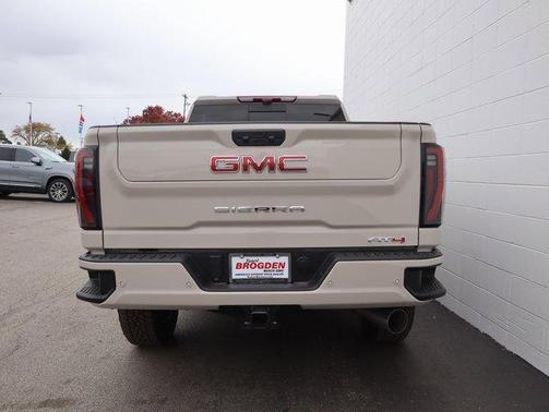 2026 GMC Sierra 2500 AT4