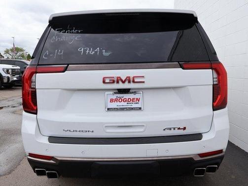 2025 GMC Yukon XL AT4 Ultimate