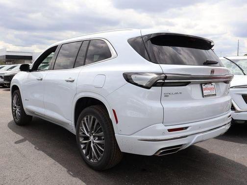 White Tri-Coat 2026 Buick Enclave Avenir