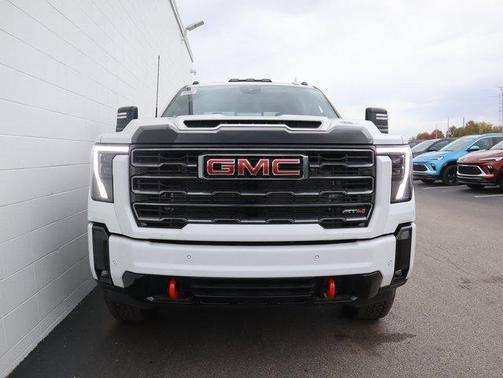 2026 GMC Sierra 2500 AT4