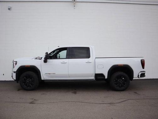 2026 GMC Sierra 2500 AT4