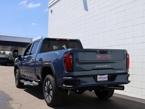 2025 GMC Sierra 2500 Denali